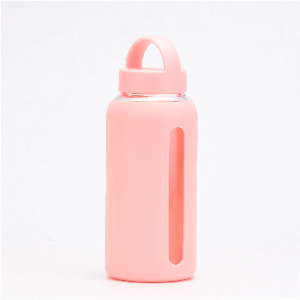 Borosilicate Glass Bottle with Silicone Sleeve and Plastic Lid, 800ml - WBG0005