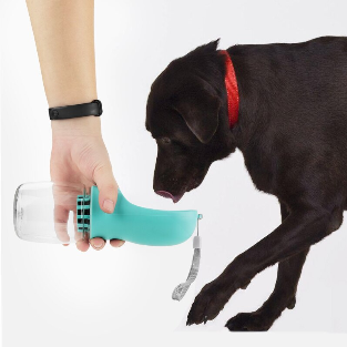 Geekinstyle  350 / 550ML Portable Pet Drinking Bottle Dog Cat Health Feeding Water Feeders Pet Travel ABS Drinking Products