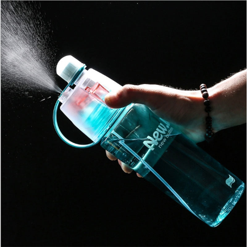 Multifunctional Sports Plastic Bottle with Straw and Spray, 600ml - WBP0024